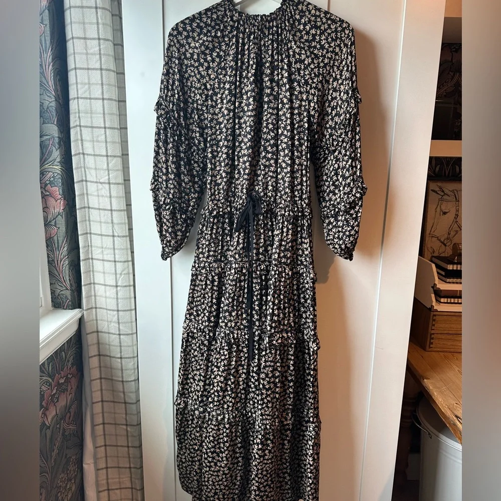 THE GREAT. The Windchime Dress in Crescent Floral - Picture 9 of 9